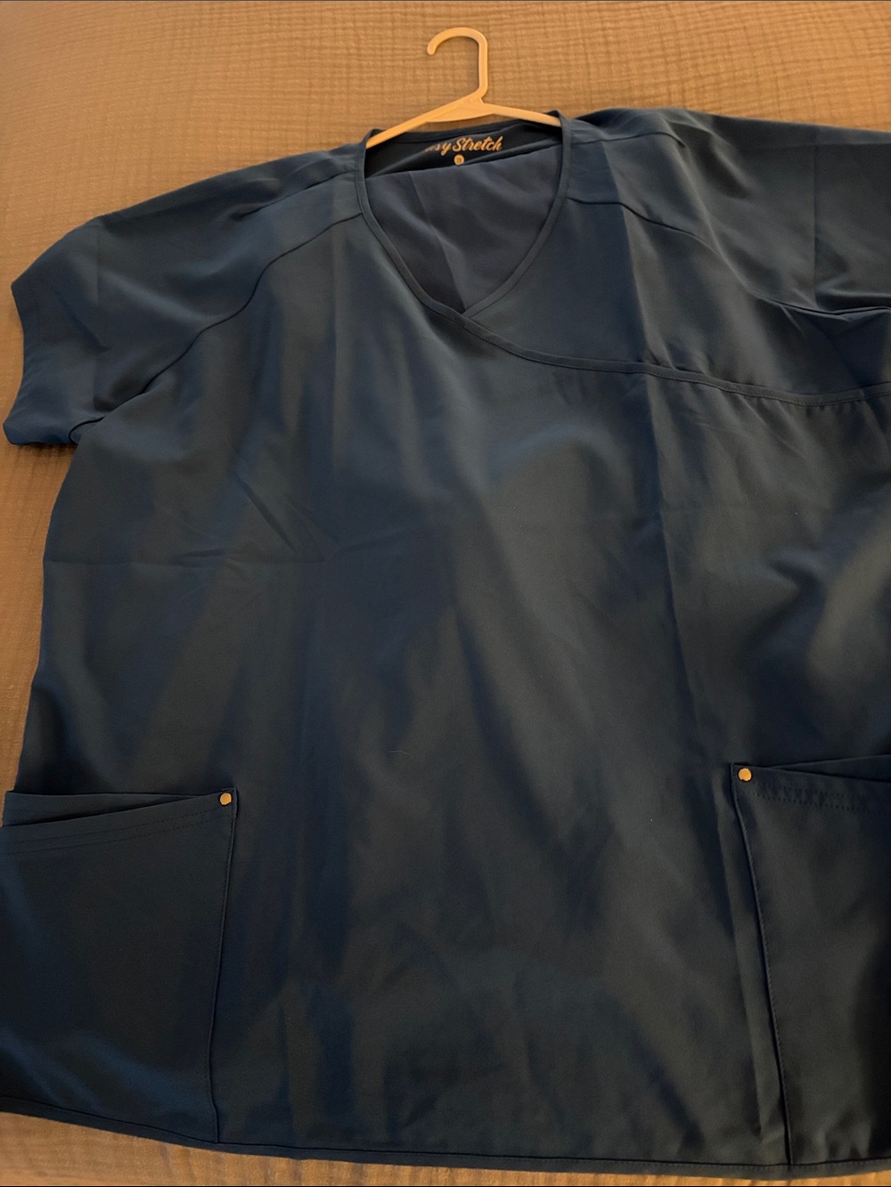 Women’s Royal Blue V-Neck Short Sleeve Scrub Set  by HeartSoul